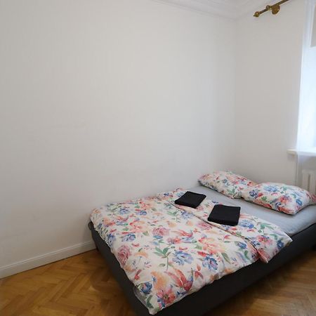 Fantastic Waw - Room - K2 Warsawa Bagian luar foto